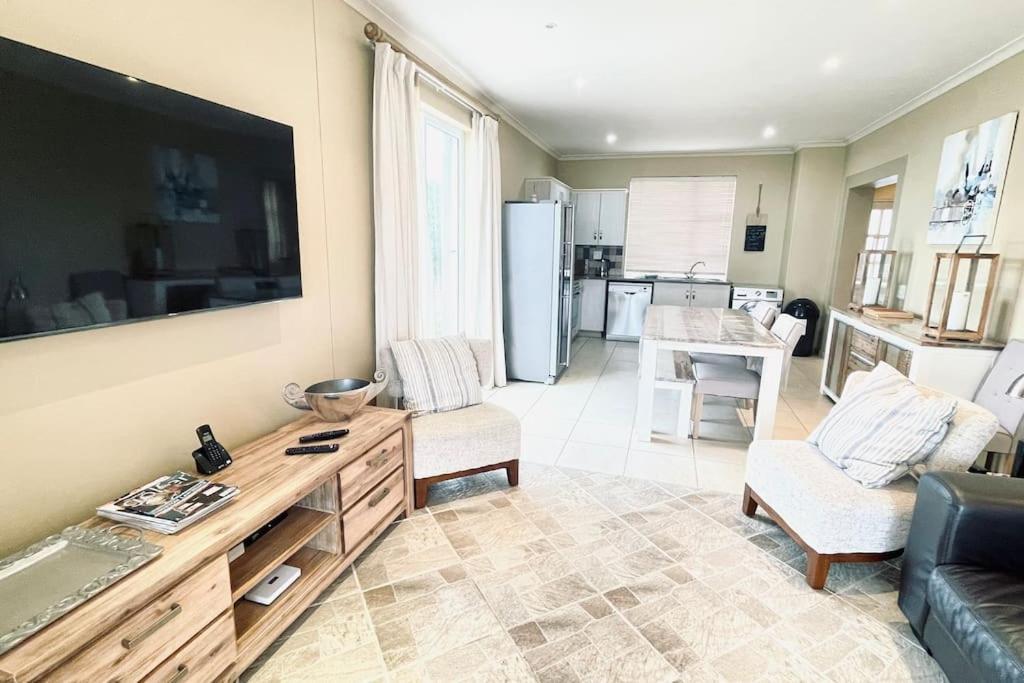 Exquisite Villa At Pinnacle Mosselbaai Buitenkant foto